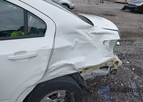 2016 Chevrolet Sonic Ls Auto z USA, uszkodzony, nr VIN 1G1JA5SH0G4110253